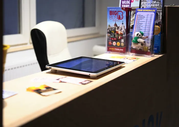 Maverick Aparthotel 3*